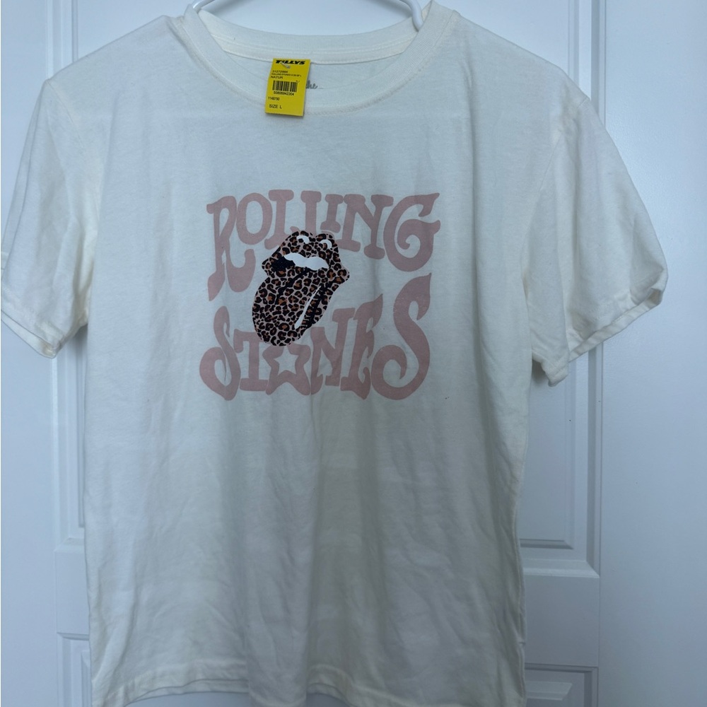 The Rolling Stones Women's T-shirt Tee Shirt Ivory Size Large  Tilly’s